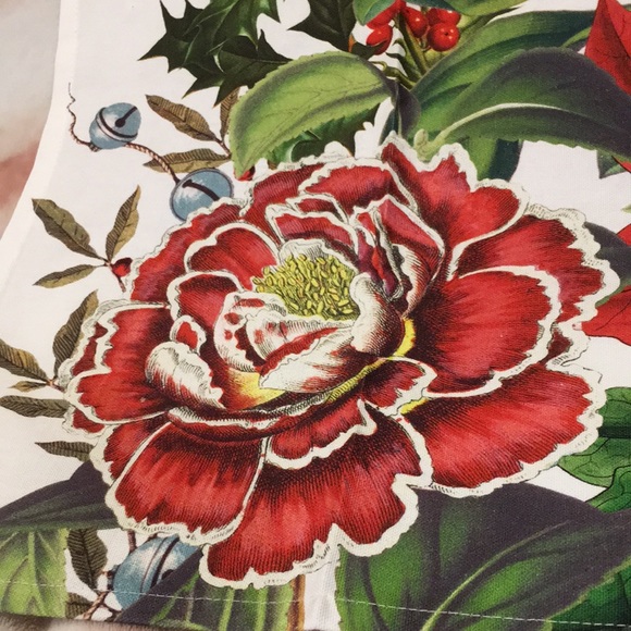 Christmas Bouquet Tulips Holiday Kitchen Towel NWT Cotton 20x28” Michel Design - Picture 5 of 16